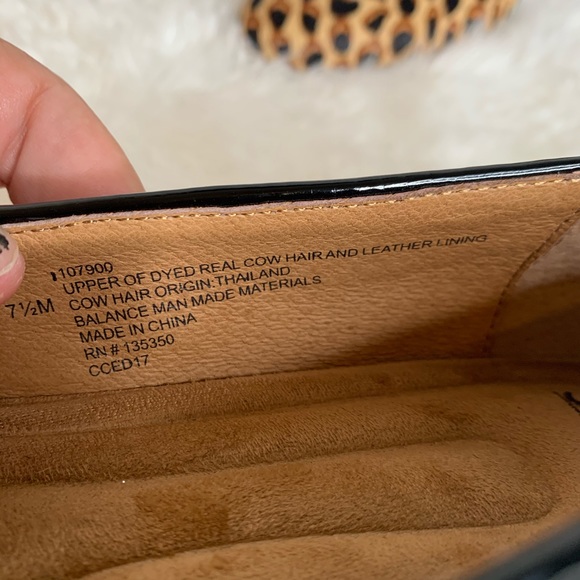 Sofft Leopard Print Cow Hair Leather Ballet Flats EUC Size 7.5 - Picture 5 of 6